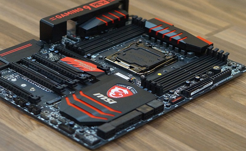 Mainboard: Bo mạch chủ của máy tính
