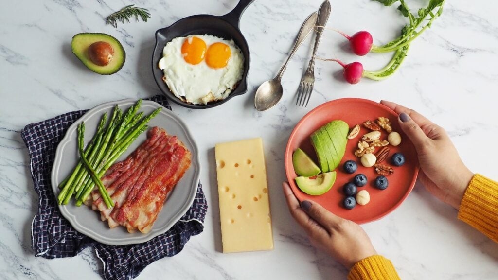 Protein cung cấp năng lượng cho cơ thể thông qua việc cân bằng pH 